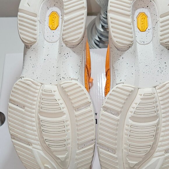 BrandBlack Sneakers - Picture 8 of 8